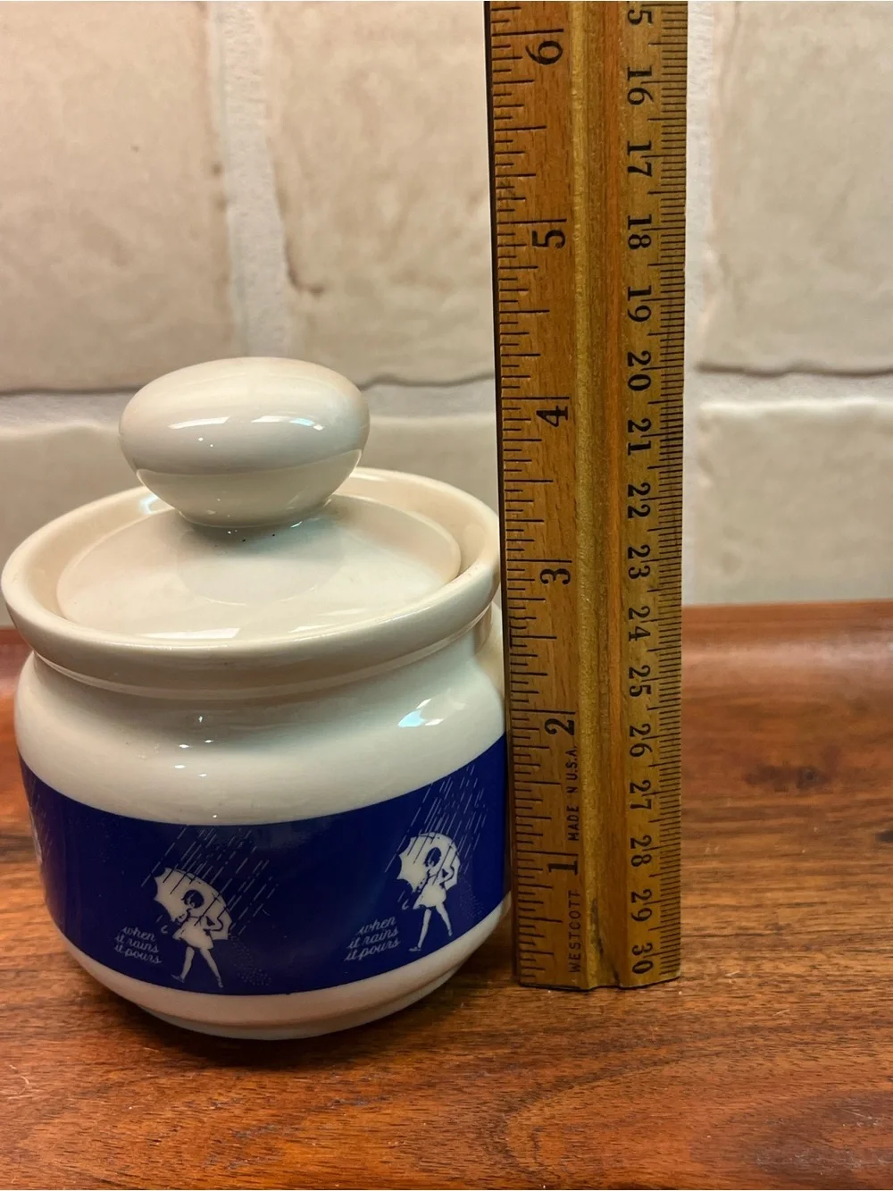 VTG Morton Salt sugar/salt blue bowl w lid. Iconic Umbrella girl and slogan